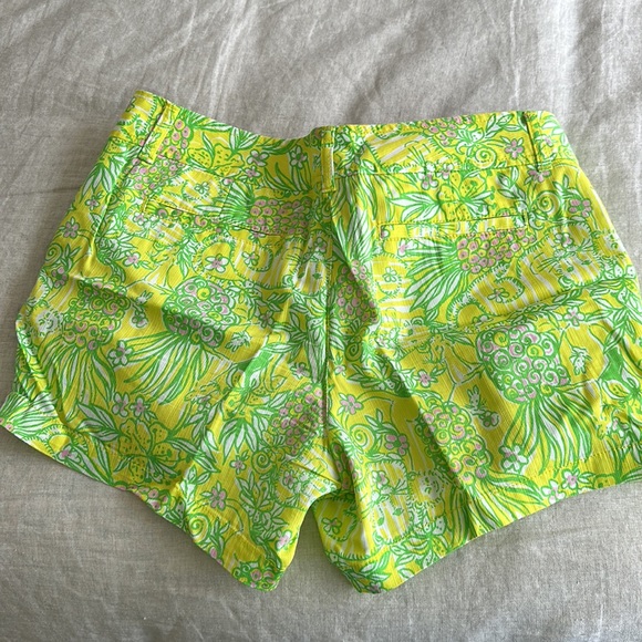 Lilly Pulitzer lemon and lime colored short - Picture 2 of 3